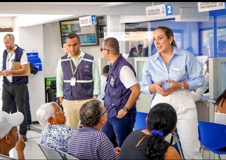 RECORRIDO A LAS EPS INTERVENIDAS POR EL GOBIERNO NACIONAL VIGILANDO  EL SERVICIO QUE LE PRESTAN A LOS USUARIOS